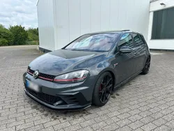 Grau Gebraucht 2016 VW Golf VII GTI Clubsport Limousine | 19.500 € (Fairer Preis)