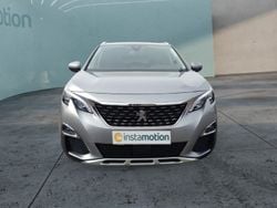 Grau Gebraucht 2019 Peugeot 5008 Allure Van / Kleinbus | 23.740 € (Etwas zu teuer)