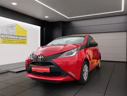 Rot Gebraucht 2017 Toyota Aygo Kleinwagen | 6.499 € (Teuer)