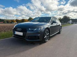 Grau Gebraucht 2018 Audi A4 Sport Kombi | 22.100 € (Fairer Preis)