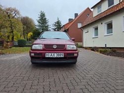Rot Gebraucht 1995 VW Vento Limousine | 2.350 €