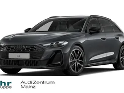 Daytonagrau perleffekt Neu 2025 Audi A5 Sport Coupé | 67.980 € (Etwas zu teuer)