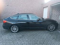 Schwarz Gebraucht 2016 BMW 318 Limousine | 10.500 € (Fairer Preis)
