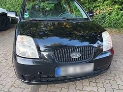 Schwarz Gebraucht 2004 Kia Picanto Kleinwagen | 1.950 €