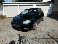 Schwarz Gebraucht 2004 VW Golf V Kleinwagen | 3.000 € (Fairer Preis)
