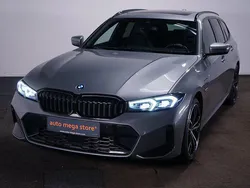 Grey metallic Gebraucht 2023 BMW 330e M Sport Kombi | 39.499 € (Fairer Preis)