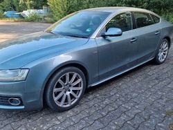 Grau Gebraucht 2010 Audi A5 Sportback S-line plus Kleinwagen | 3.900 €