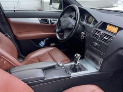 Schwarz Gebraucht 2007 Mercedes C200 Limousine | 4.800 € (Fairer Preis)