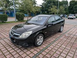Schwarz Gebraucht 2005 Opel Vectra Limousine | 2.600 € (Etwas zu teuer)