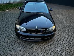 Schwarz Gebraucht 2008 BMW 116 Kleinwagen | 2.700 €