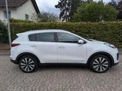 Weiß Gebraucht 2016 Kia Sportage Platinum Edition SUV | 15.200 € (Fairer Preis)