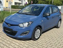 Blau Gebraucht 2014 Hyundai i20 Classic Limousine | 3.999 € (Fairer Preis)