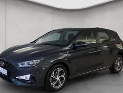 Grau Gebraucht 2023 Hyundai i30 Select Limousine | 17.880 € (Fairer Preis)