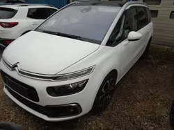 Weiß Gebraucht 2020 Citroën Grand C4 Picasso Shine Van / Kleinbus | 9.900 € (Fairer Preis)