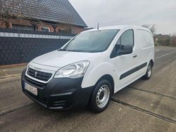 Weiß Gebraucht 2018 Peugeot Partner Premium Van / Kleinbus | 6.605 € (Guter Preis)