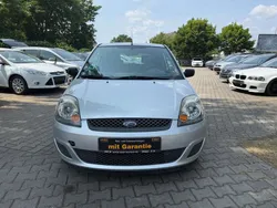 Silber Gebraucht 2008 Ford SportKa Kleinwagen | 2.499 €