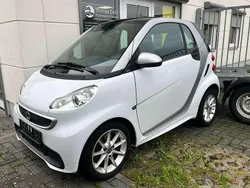 Tridionsilberweiss Gebraucht 2012 Smart ForTwo Coupé Passion Kleinwagen | 4.500 € (Fairer Preis)