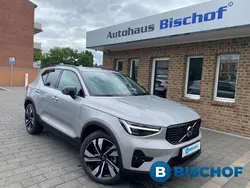Silber Gebraucht 2024 Volvo XC40 Plus SUV | 36.870 € (Guter Preis)