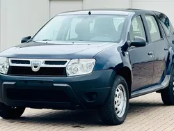 Blau Gebraucht 2013 Dacia Duster SUV | 2.399 €