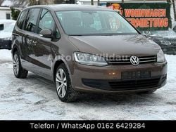 Braun Gebraucht 2011 VW Sharan Trendline Van / Kleinbus | 5.990 € (Teuer)