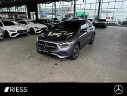 Metalliclack mountaingrau Gebraucht 2021 Mercedes GLA220 Progressive SUV | 29.500 € (Guter Preis)
