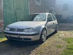 Silber Gebraucht 2000 VW Golf IV Limousine | 4.000 €