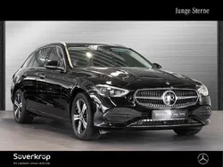 Unilack schwarz Gebraucht 2023 Mercedes C300e Avantgarde Kombi | 39.570 € (Guter Preis)