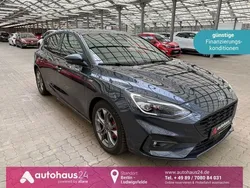 Blau Gebraucht 2021 Ford Focus ST-Line X Limousine | 18.290 € (Guter Preis)