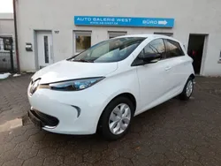 Weiß Gebraucht 2017 Renault Zoe Life Kleinwagen | 6.990 € (Fairer Preis)