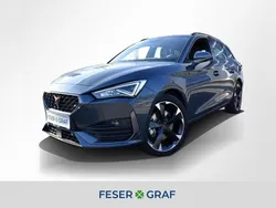 Magnetic grau metallic Gebraucht 2024 Cupra Leon Kombi | 30.450 € (Guter Preis)