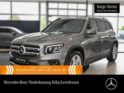 Mountain grau Gebraucht 2022 Mercedes GLB200 Style SUV | 35.990 € (Fairer Preis)