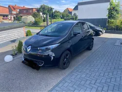 Schwarz Gebraucht 2019 Renault Zoe LIMITED Kleinwagen | 10.000 € (Fairer Preis)