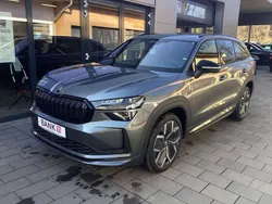 Graphitegrau metallic Neu 2025 Skoda Kodiaq SportLine SUV | 52.950 € (Fairer Preis)