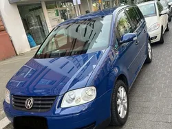 Blau Gebraucht 2004 VW Touran Van / Kleinbus | 2.300 € (Fairer Preis)