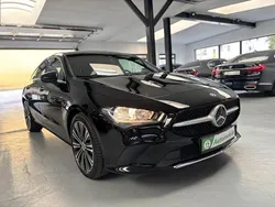 Schwarz Gebraucht 2020 Mercedes CLA200 Shooting Brake Kombi | 19.999 € (Guter Preis)