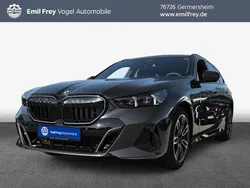 Grau Neu 2025 BMW 540 M Sport Kombi | 76.990 € (Fairer Preis)