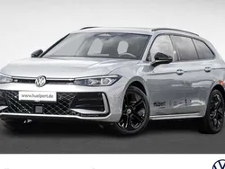 Silber Gebraucht 2024 VW Passat R-line Kombi | 50.880 €