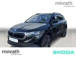 Andere farbe Neu 2025 Skoda Karoq Tour SUV | 37.490 € (Fairer Preis)