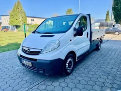Weiß Gebraucht 2009 Opel Vivaro Van | 4.990 € (Fairer Preis)