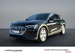 Brillantschwarz Gebraucht 2022 Audi e-tron Ambiente SUV | 37.439 € (Fairer Preis)