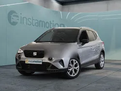 Grau Gebraucht 2024 Seat Arona FR SUV | 19.390 € (Fairer Preis)
