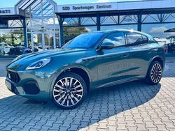 Verde royale Neu 2025 Maserati Grecale SUV | 103.859 € (Etwas zu teuer)