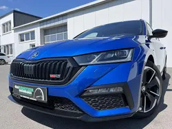 Raceblau Gebraucht 2023 Skoda Octavia RS Kombi | 32.860 € (Guter Preis)
