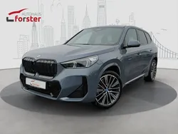 Storm bay metallic Gebraucht 2023 BMW iX1 M Sport SUV | 44.490 € (Fairer Preis)
