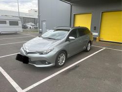 Silber Gebraucht 2016 Toyota Auris Touring Sports Comfort Kombi | 6.600 € (Guter Preis)