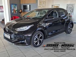 Schwarz Neu 2025 Toyota Yaris Hybrid Comfort Limousine | 28.450 € (Etwas zu teuer)