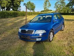 Blau Gebraucht 2007 Skoda Octavia Ambiente Kombi | 2.300 € (Fairer Preis)