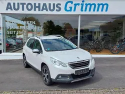 Weiß Gebraucht 2015 Peugeot 2008 SUV | 9.790 € (Fairer Preis)