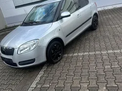 Silber Gebraucht 2008 Skoda Fabia Kleinwagen | 3.200 € (Fairer Preis)