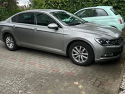 Silber Gebraucht 2015 VW Passat Comfortline Limousine | 16.199 € (Guter Preis)